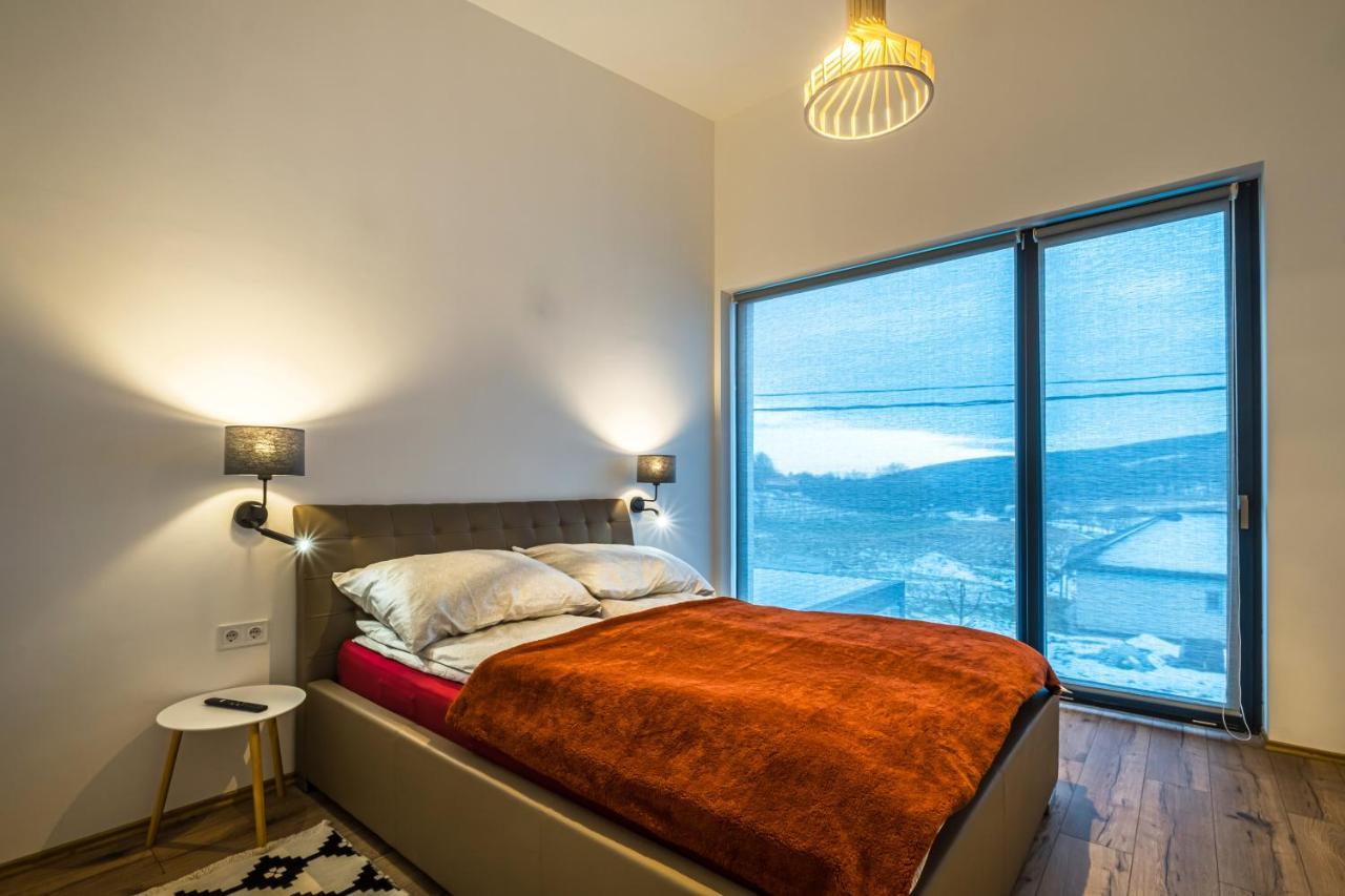 Ferienwohnung Epl Luxury Eplény Exterior foto