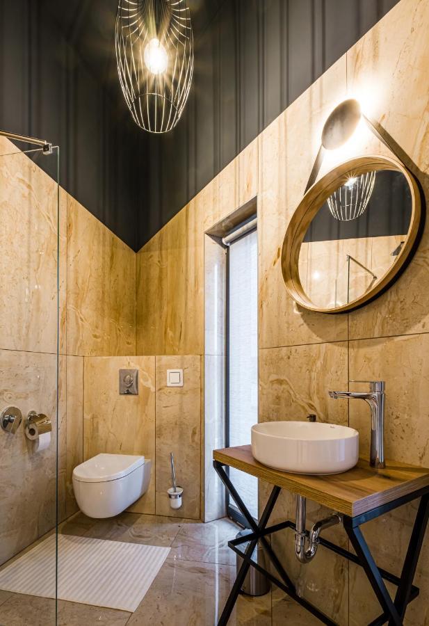 Ferienwohnung Epl Luxury Eplény Exterior foto